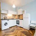 Cozy Little Apartment In Studentski Grad